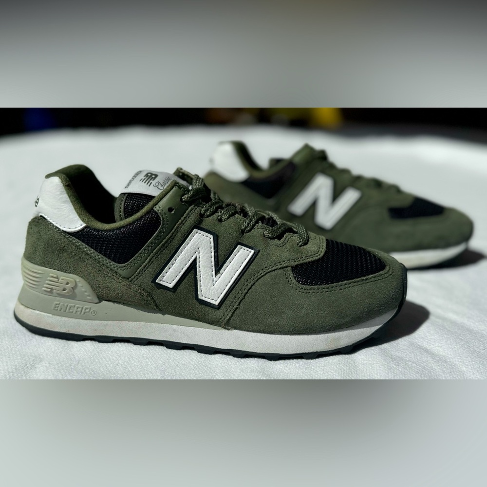 Unisex New Balance 574 Classic Sneaker, Olive, Women’s Size 5.5, Youth size 3.5